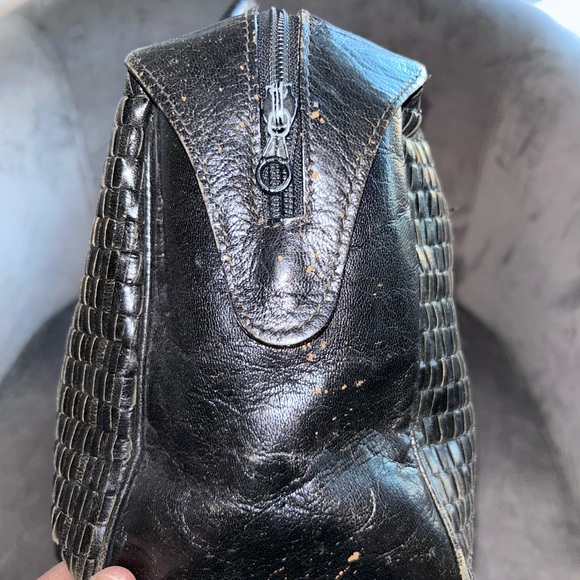 087 REDUCED!!!!! Fendi black leather bag in GUC!! - Picture 3 of 9